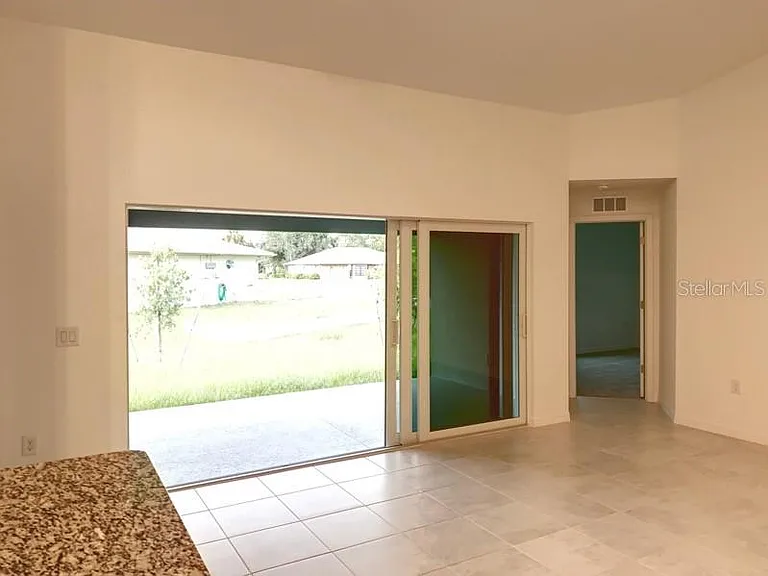 22376 Blanchard Ave — Photo 4