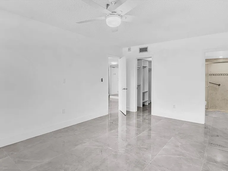 250 181st Dr #107 — Photo 24