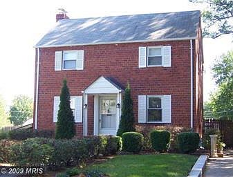 1st image of 1009 N Sycamore St