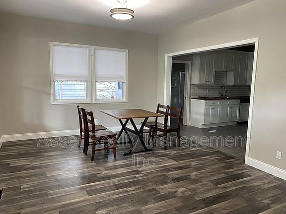 4th image of 2316 E 5th Ave