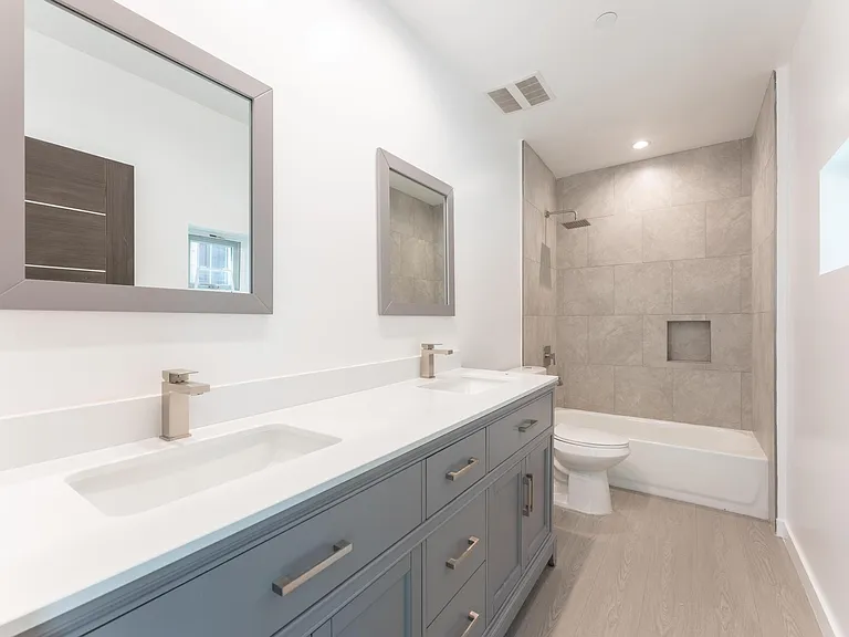 6845 Haskell Ave #1 — Photo 15