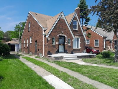 9561 Robson St, Detroit, MI, 48227