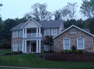 567 Prospector Ridge Dr, Ballwin, MO 63011