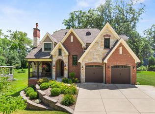 369 W Grove St, Lombard, IL