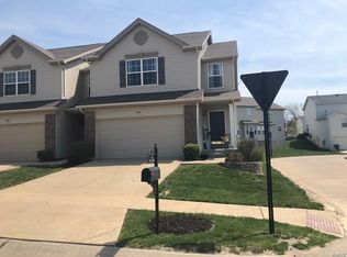 305 Shady Rock Ln, O'Fallon, MO 63368