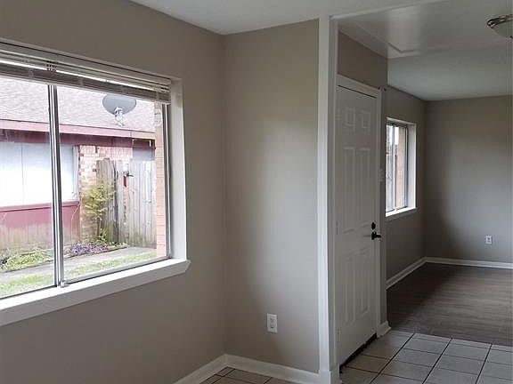 2nd image of 1907 Bahama Dr