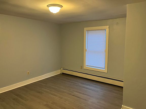 5th image of 110 Walter Street