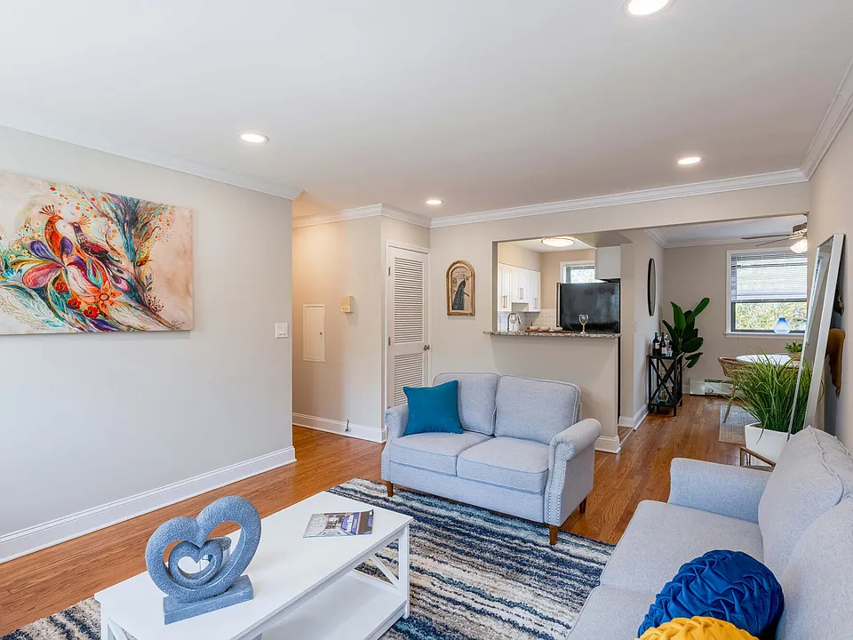 Englewood Village, LLC