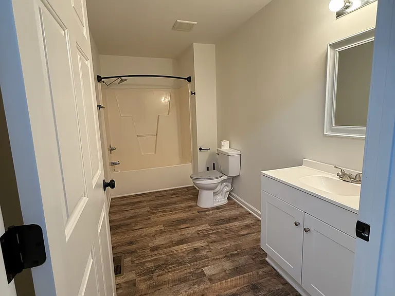 379 Sharpe St — Photo 21