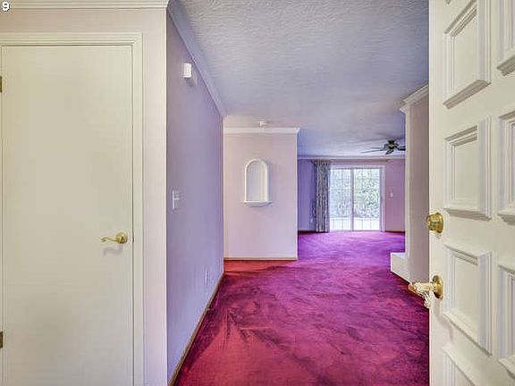 3rd image of 1594 SE 52nd Ave
