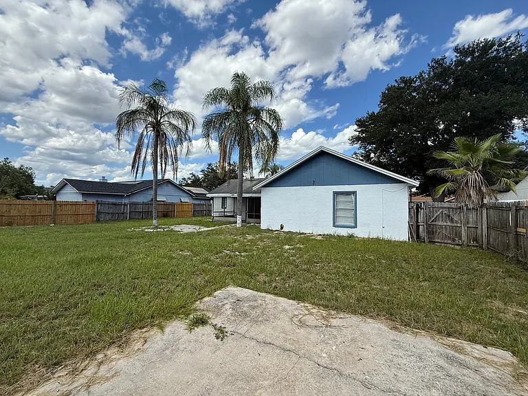 4712 Dandelion Dr — Photo 15
