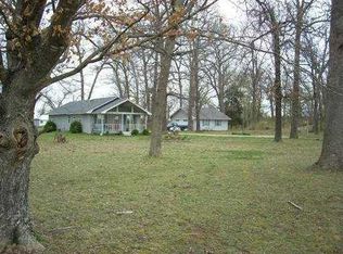 1900 Slack St, Pea ridge, AR 72751