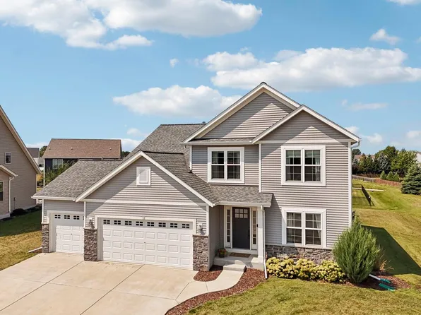 74 Weston Ridge ROAD, Oconomowoc, WI 53066