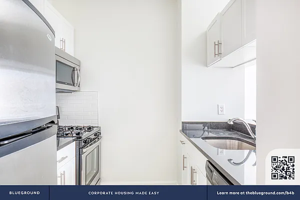 Rented by The Blueground | media 20