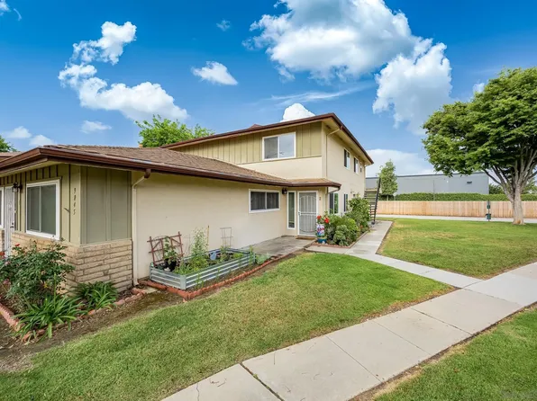 9845 Mission Viejo Ct Unit 2, Santee, CA 92071
