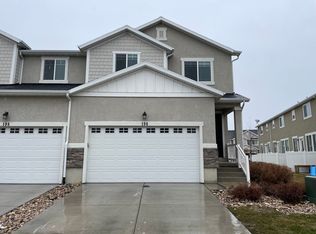196 W Whitewater Dr, Vineyard, UT 84059