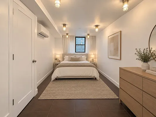 Bedroom, photo 2