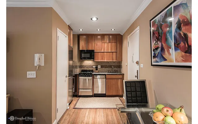 Sold by Douglas Elliman | media 4