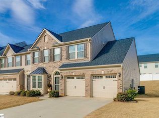 31 Irvington Dr, Greer, SC 29650