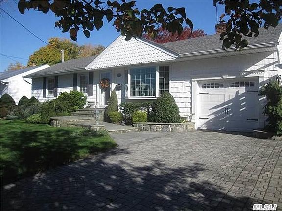 2nd image of 117 Atlantic Ave