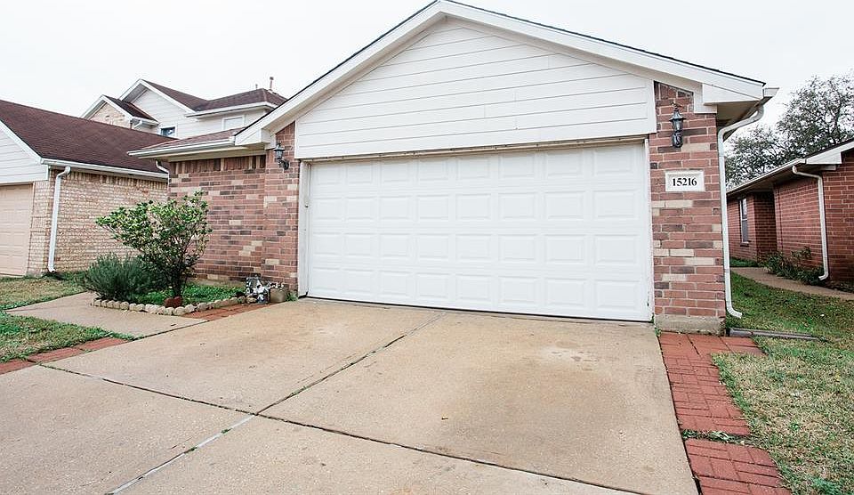 1st image of 15216 Grassington Dr