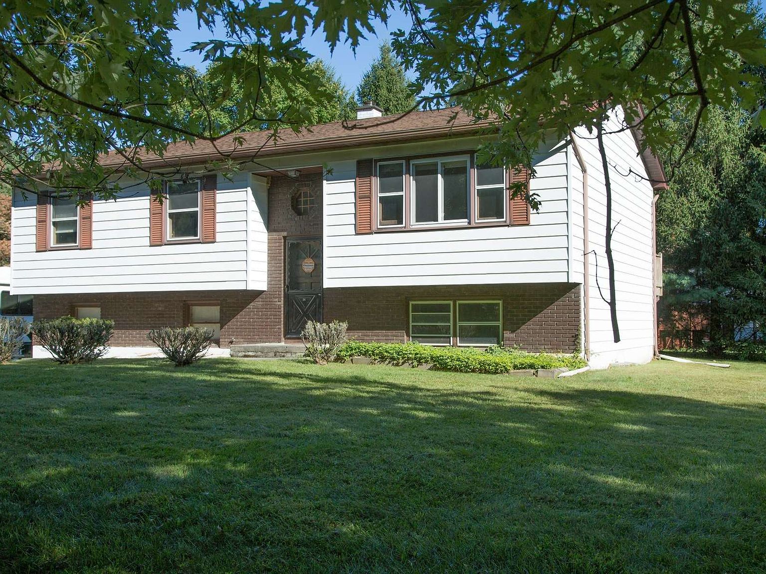 14 Sheafe Rd, Wappingers Falls, NY 12590 Zillow