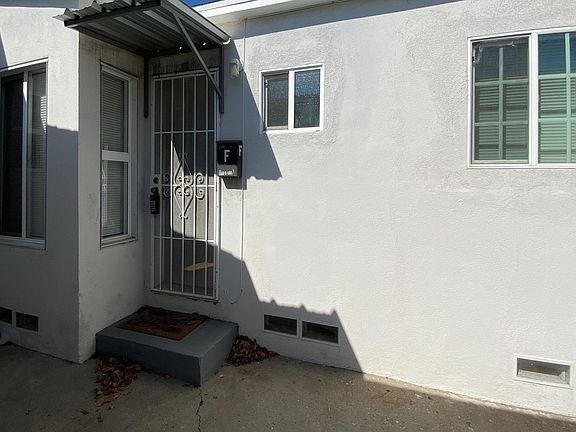 2nd image of 425 W Garfield Ave #F