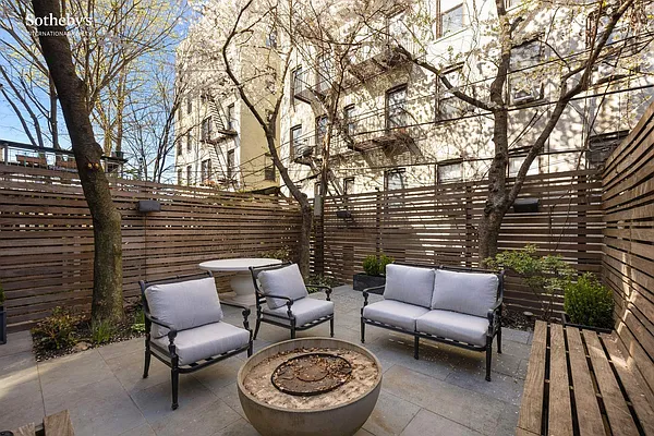 Sold by Sotheby's International Realty | media 43
