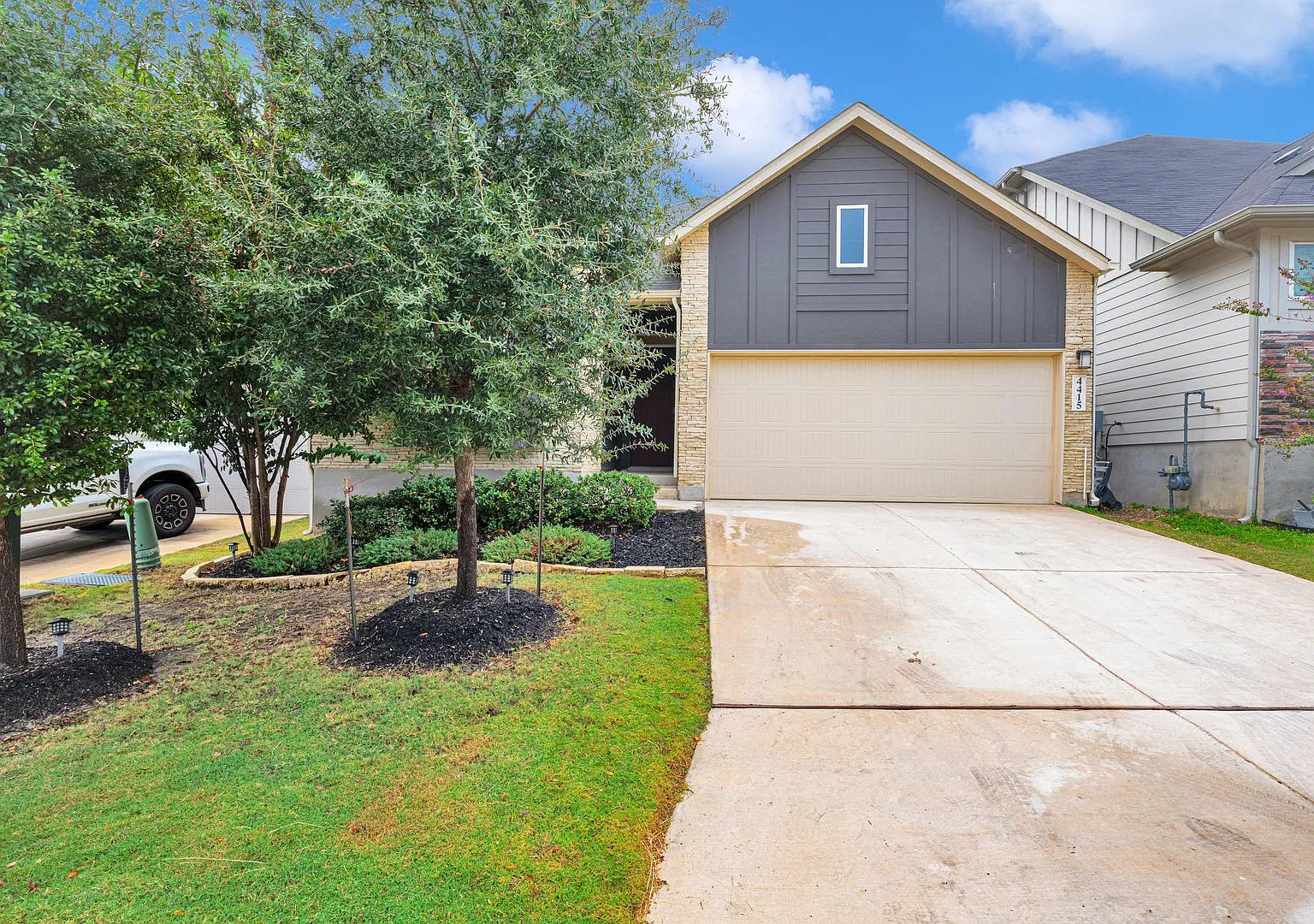 Charming 3 Bed 2 Bath Home in Copper Branch with Community Amenities — Photo 2