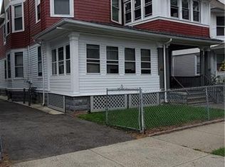 463-465 Wilmot Ave, Bridgeport, CT 06607