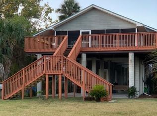 107 SE 909th Ave, Old Town, FL 32680
