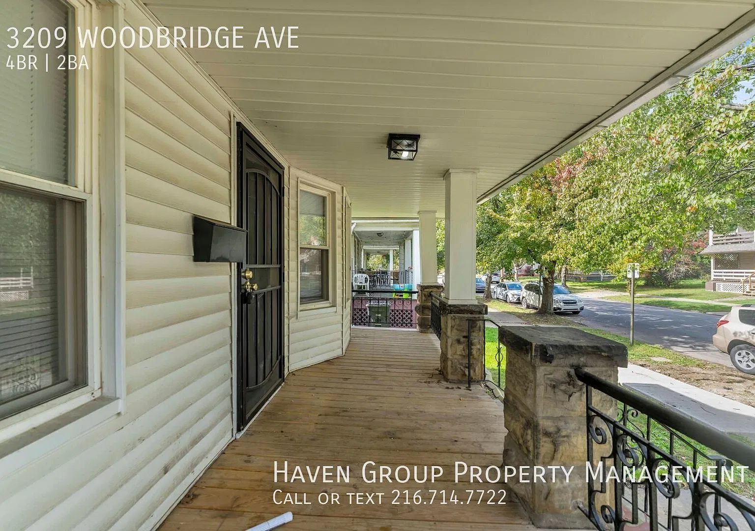3209 Woodbridge Ave, Cleveland, OH 44109 - Spacious 4-bed 2-bath single-family home! — Photo 3