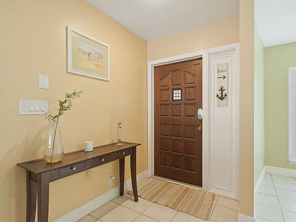3rd image of 1680 Cinnamon Ln