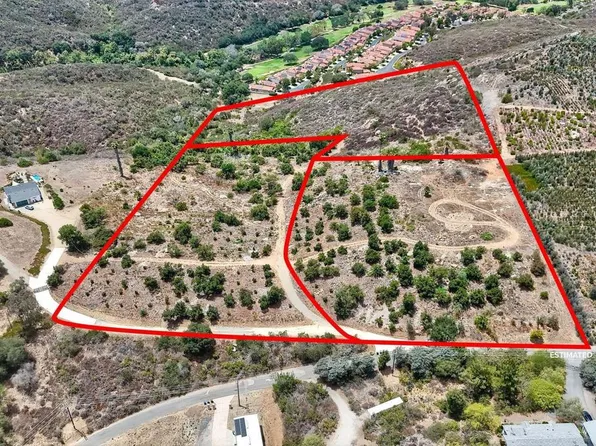 Twin Oaks Valley Rd, Vista, CA 92084
