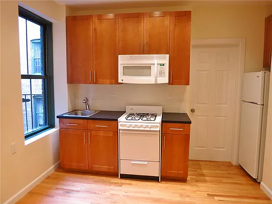 Rented by City & Suburban | media 30