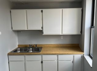 403 Semple St APT 3, Pittsburgh, PA 15213