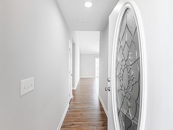 4th image of 420 Wesley Dr