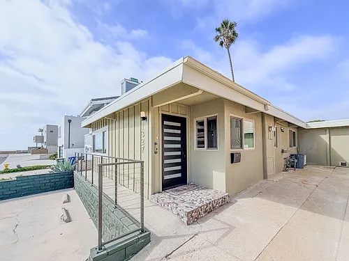 1327 Devon Ln Photo 1