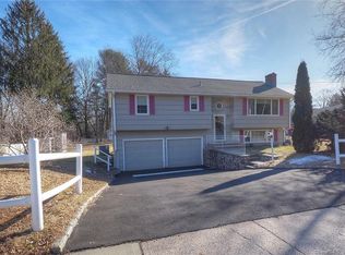 97 Mount Vernon Rd, Plantsville, CT 06479