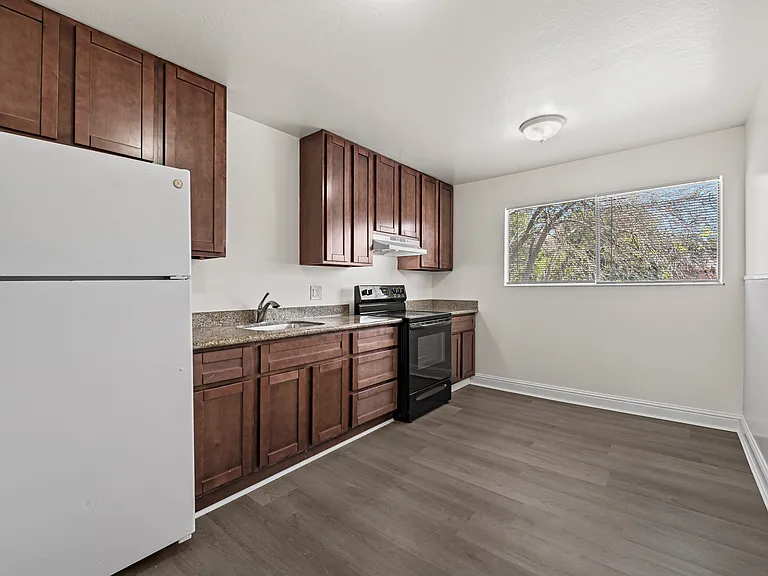 795 Sycamore Ave — Photo 18