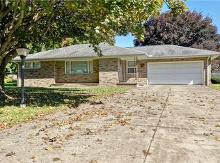 170 Bucy Dr, Killbuck, OH 44637