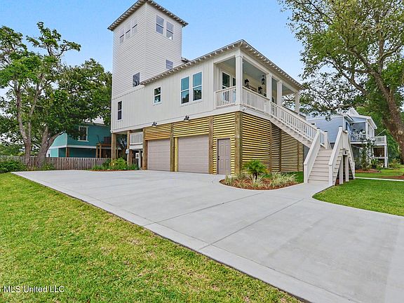 4th image of 120 Beachview Dr