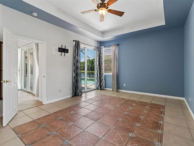 8332 Torrington Ave — Photo 32