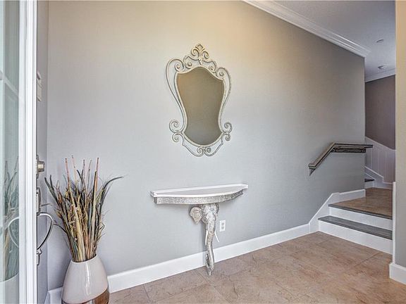 3rd image of 226 Sapphire Lake Dr Unit 201