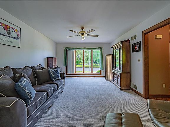 4th image of 1791 Falcon Dr