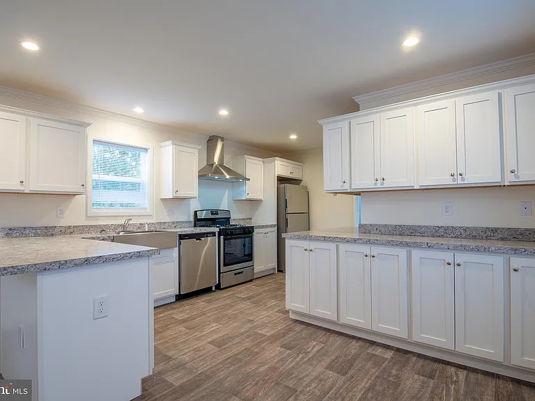 4 Rehoboth Cir — Photo 3