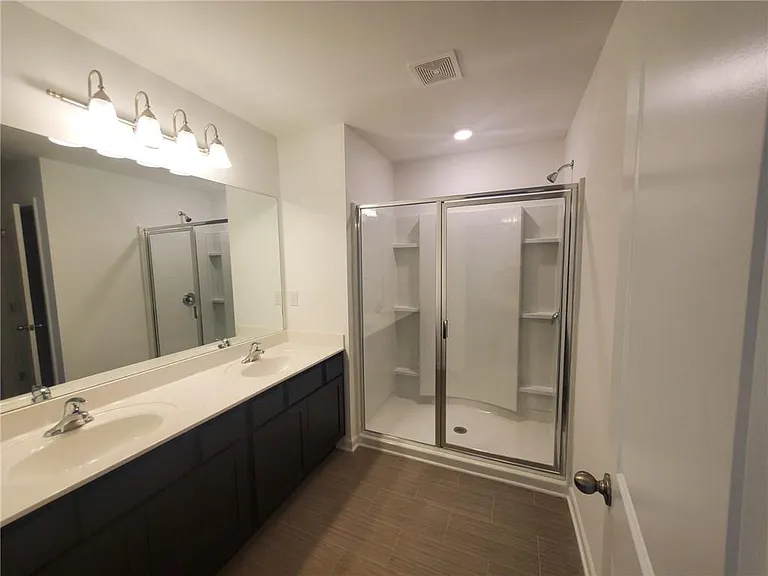 5745 Thornton Dr — Photo 16