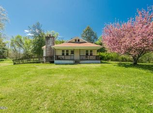 405 Community Dr, Madisonville, TN 37354