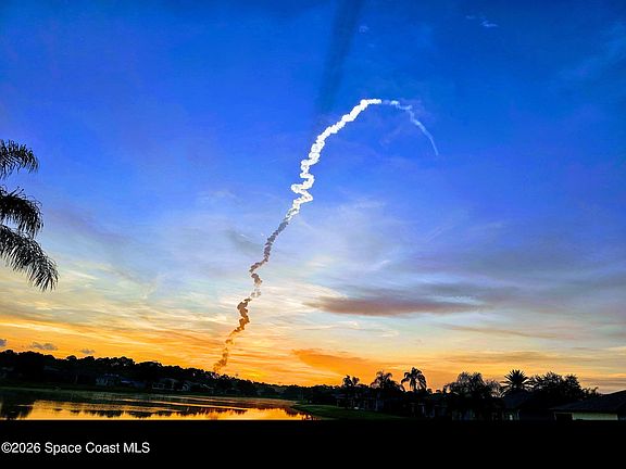 3rd image of 7419 Hackberry Rd