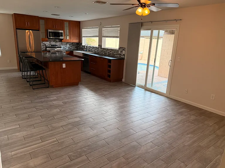 Dining room off the kitchen